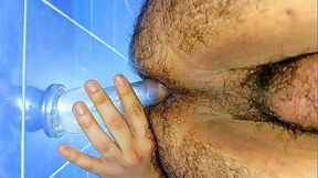 Insertando me por primera vez un dildo de 20 cm