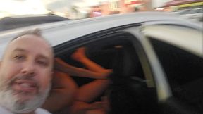 Aprontando no estacionamento do 70&deg_ Rodeio de Barretos