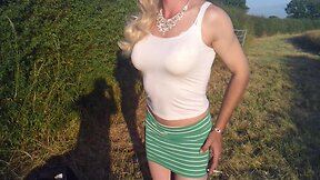 Having Outdoor Slutty Tranny