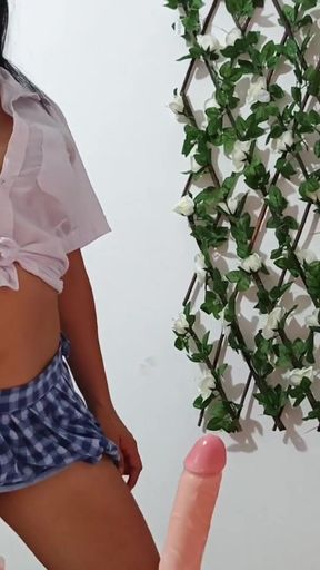 THE BEGINNING OF MODELING!! SEXY STUDENT IN A SHORT SKIRT TESTS DELICIOUS SITTING   Clip 1