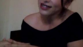 anal y vaginal senorita artista sacia su sed insoportable con un consolador .