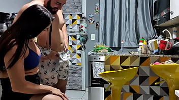 Entregador do ifood safado.