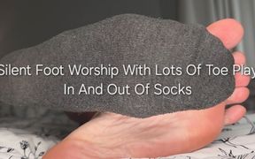 Silent Foot Worship with Lots of Toe Play in and Out of Socks