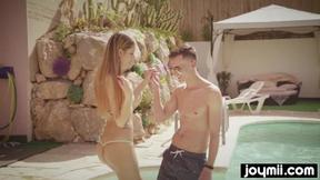 ”Rebecca Volpetti & Charlie Dean Heat Things Up in a Micro Bikini Encounter”