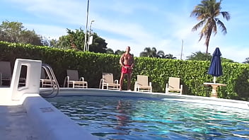 POOL DAY FOR PORNSTAR MAXXX LOADZ