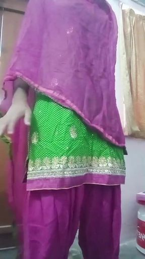 Indian Gay Crossdresser Bottom Gaurisissy Real XXX Homemade Sex in Green Salwar Kurta Just Like a Housewife