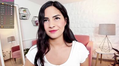 Easy Squirter Soaks Thong – BBW Saray Loves Street Voyeur Gazes