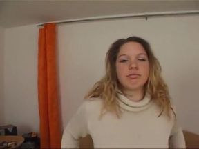 Amateur blonde masturbating on her first casting