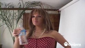 Big TItty Cougar Vixxxen Takes Some Dick Deep Inside Her Asshole - Anal