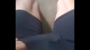 Leonardo Rodrigues Passando M&atilde_o no Pau Dur&atilde_o com Short Ciclista