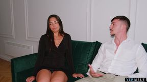 le encanta el pissing en los ojos! se traga y esnifa el piss - nuria millan