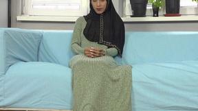 ”Horny guy wants to fuck wife in hijab”