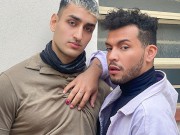 Argentinian Hunk Seduces His Hot Straight Taxi Driver With His Blowjob Skills - DickRides