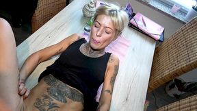 quikie mit vicky creampie auf dem kuchentisch