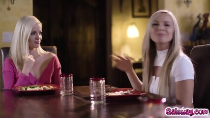 Elena loves the sensation from her friends perfect tongues