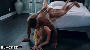 Black Ivy Wolfe Has INSANE BBC Sex For The First Time