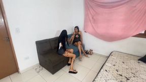 POLICE GIRL KISS DISPUTE BY IZA CANDY, KAT, AND IVY BUARQUE CAM BY ALINE FULL HD