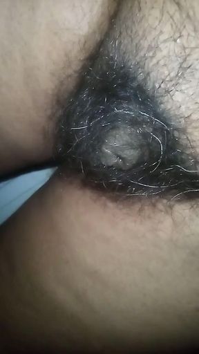 Big Sikh Sissy Crossdresser Giving Pleasure to Her Self