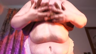 AXEL REIGNS WORSHIPS BBW JENNY LOVE TUMMY