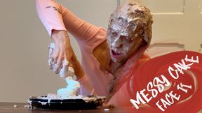 Messy Cake Face II (WAM Sploshing Cake) (4K)