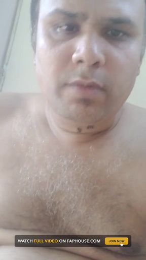 Solo Nude Guy Fucks You in Open Nature Free for More Pleasure