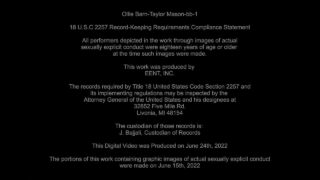 Taylor Mason prend une énorme bite profondément dans son cul avant d’avaler la charge
