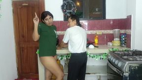 Stepfather fucks his big-assed stepdaughter in the kitchen