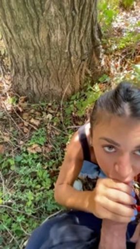 💪 Appuntamento TINDER con una 18enne la porto a fare un giro in moto e la scopo nel bosco