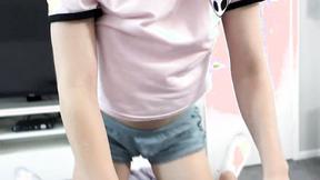 ”Blonde roomie overrides the house rules with her sexyness”