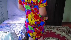 Gorgeous shemale walking confidently in high heels