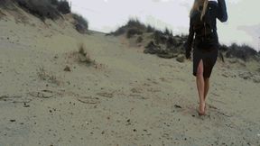 Dancing by the sea MP4 (1280x720) FHD