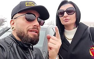Ladymuffin And Tommy A Canaglia con la Milf Diana Zilli