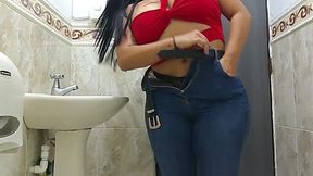 Big Secretary Caught on Camera Taking a Piss in Bathroom