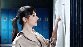 follando a la milf caliente en el sauna