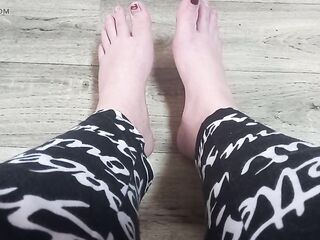 Very cute and nice-looking feet