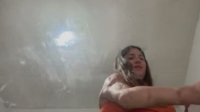 Meeting between the glass and my bbw body