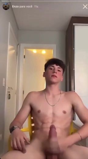 Solo Heat: Brazilian Twink Enzo - jerk off cum