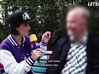 Hawt Whore Sunny Star Teases German Newbie - LETSDOEIT