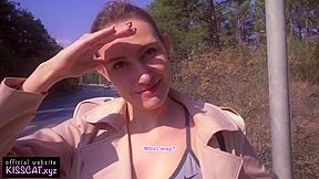 Pickup Eighteen For Pizza / Outdoor Sex And Sloppy Oral