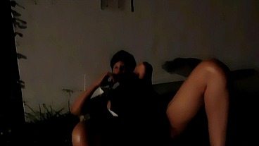 PERLA LOPEZ NINFOMANA, LA PSICOLOGA, se và a pasar el fin de semana a su casa de entre rios, para ver sus peliculas y masturbarse lindo, sorpresas...sexo duro ... parte 6 capitulo