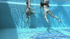 ”American &  Russian chicks Jessica & Lindsey”