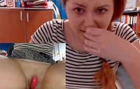 Public orgasm on webcam: Squirt at the office!