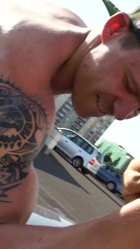 Muscles Vs. Technique Arm Wrestle Battle