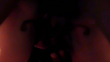 B 13 PERLA LOPEZ NINFOMANA, LA PSICOLOGA, se va a pasar el fin de semana a su casa de entre rios, a ver sus peliculas y masturbarse lindo, sorpresas...sexo duro ... parte 1 capitulo 13