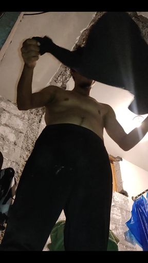 Come Come on I Invite You to Change in the Toilet Together Hot Handjob & Masturbation