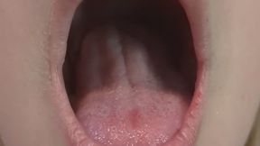 ORAL EXAMINATION {ON HER KNEES} | Miinxiiee