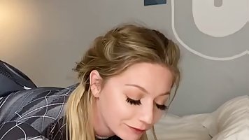 Amateur blonde Spidergirl gets fucked and creampied