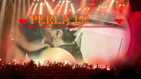 b16 perla lopez ninfomana, la psicologa, fin de semana en su casa de entre rios, para ver sus peliculas pero se aburre pone un aviso en facebook, y se arme hermosa orgia con unos desconocidos
