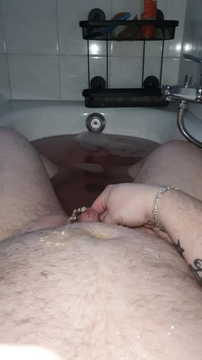 Pee in the bathtub