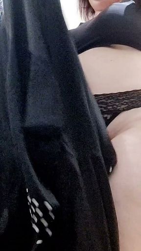 Fitting Room Secret: Giantess Flashes Her Massive Hairy Bush